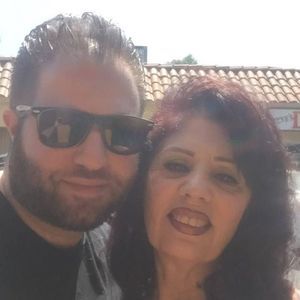 Meet your Posher, Farah